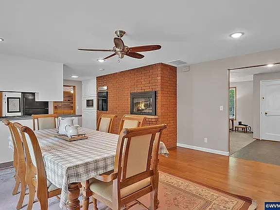 5 bed, 2594 sqft, $1,500 — Photo 4
