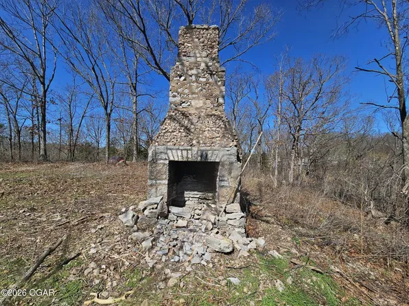 72 Elk Springs Rd, Noel, MO 64854