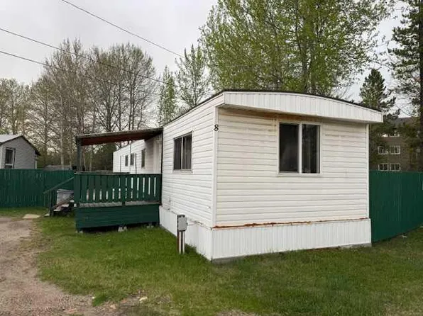 810 56th St #8, Edson, AB T7E 1L6