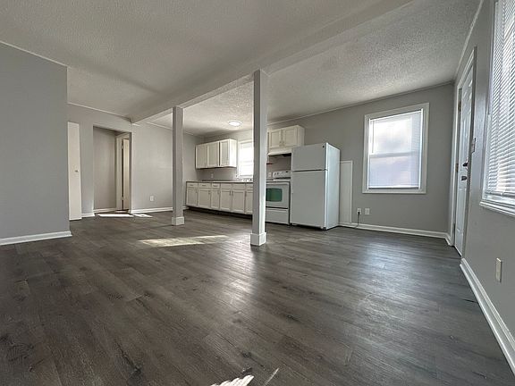 3rd image of 1225 Sanford St APT 3