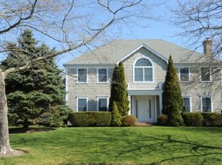 131 Coopers Farm Rd, Southampton, NY 11968