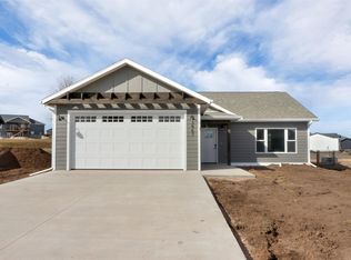 3867 E Beartooth Loop, Spearfish, SD 57783