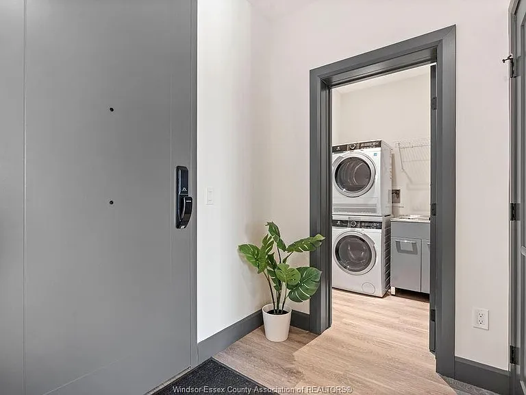 1530 Lauzon Rd #109 — Photo 13