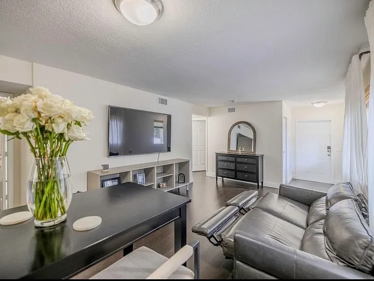 6245 SW 47th Mnr #101 — Photo 18