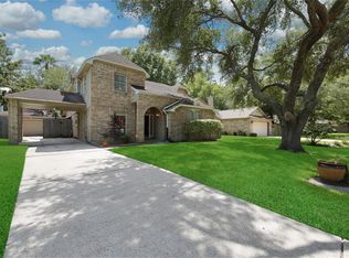 1926 Pincher Creek Dr, Spring, TX 77386