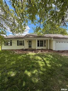 415 Camden Rd, Mount Sterling, IL, 62353