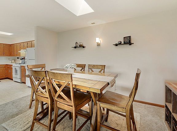 3rd image of 2666 Crescenzo Dr #2666