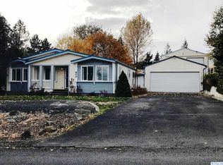 800 S Hillcrest Dr, Colfax, WA 99111