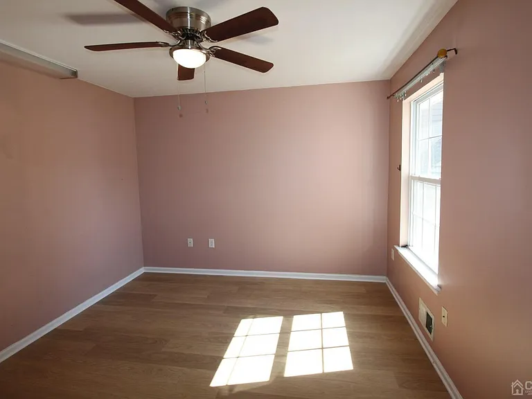 27 Pin Oak Dr — Photo 17