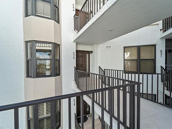 4th image of 534 La Peninsula BLVD #534