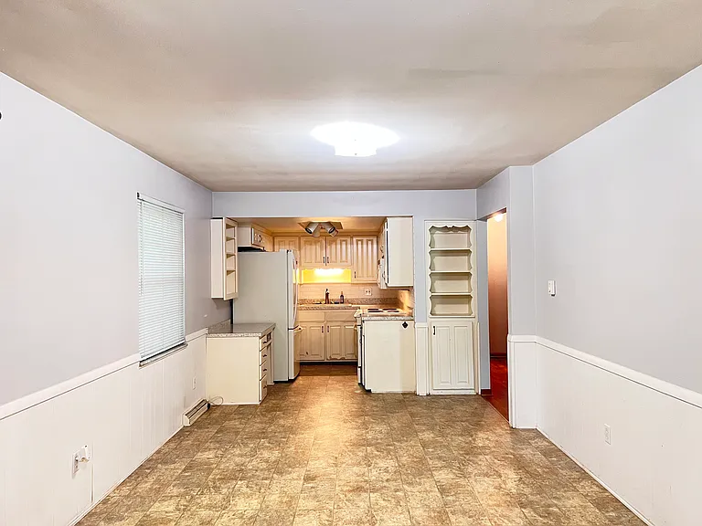 8141 Valley Estates Dr — Photo 24