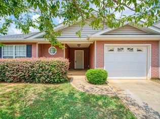 525 Shilo Dr, Spartanburg, SC 29306