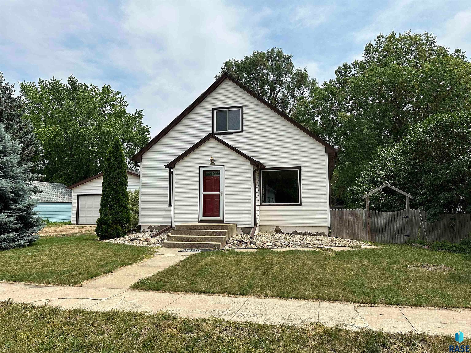 520 S Poplar St, Freeman, SD 57029 MLS 22303978 Zillow