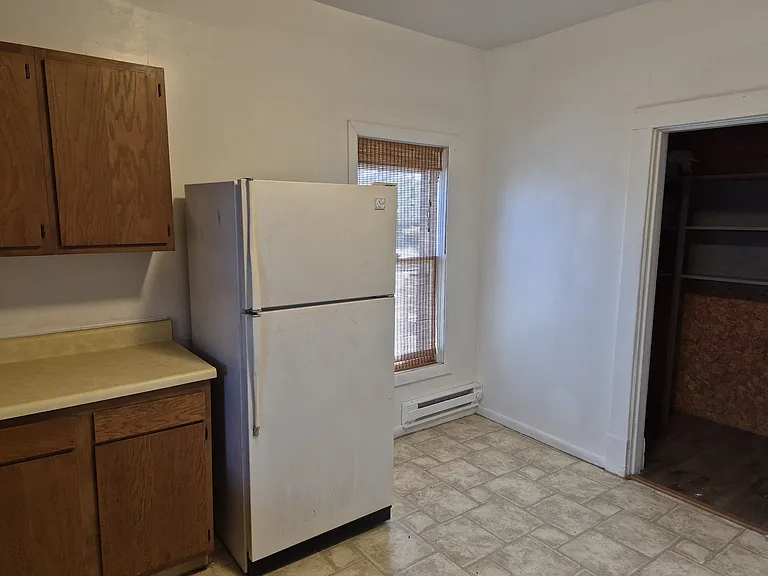 1203 Bank St #1/2 — Photo 11