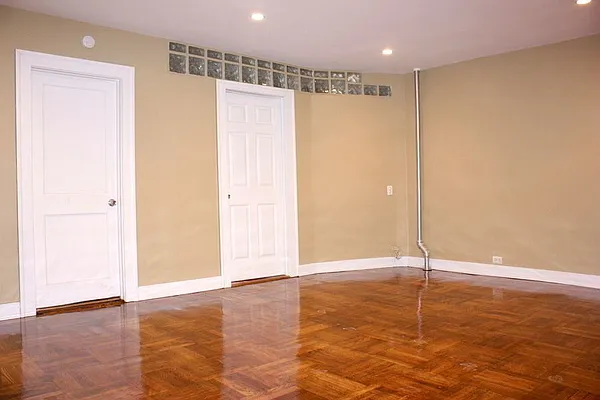 Rented by Uptown Flats LLC | media 5