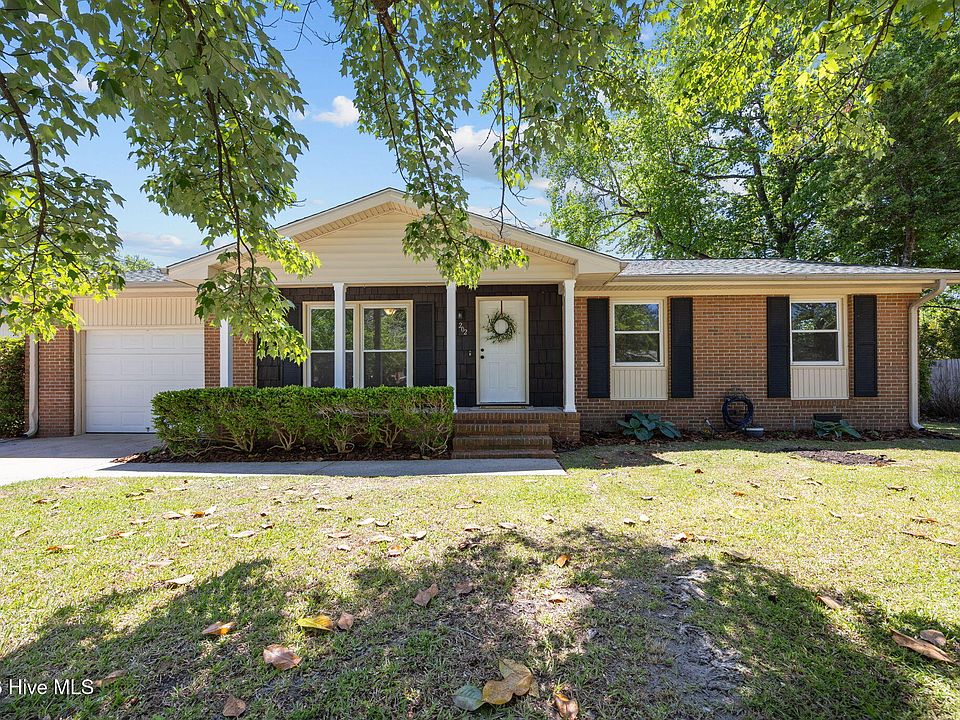 1st image of 202 Stratford Road
