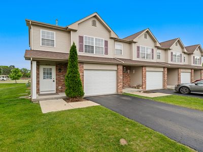677 Southtowne Dr #1, Belvidere, IL, 61008