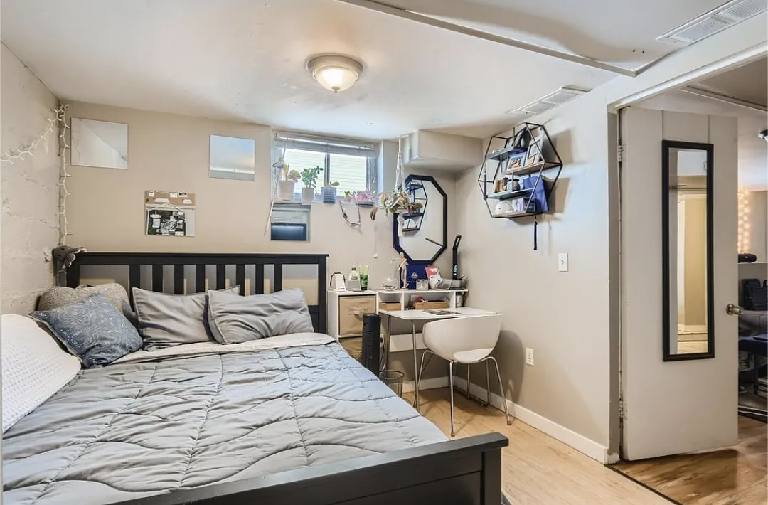 3 bed, 1100 sqft, $1,500 — Photo 3