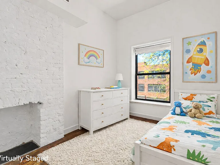 418 Halsey St #2 — Photo 11