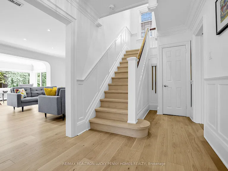 96 Whitehall Rd — Photo 9