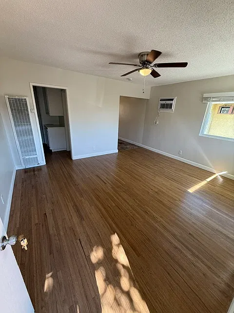 2 bed, $2,600 — Photo 3