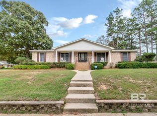 1229 Chimney Top Dr W, Mobile, AL 36695