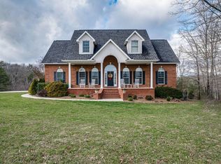 138 Cedar Ridge Ln, Crossville, TN 38555