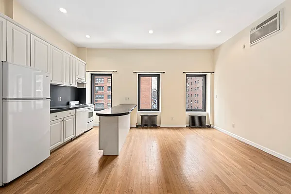 Rented by Douglas Elliman | media 11