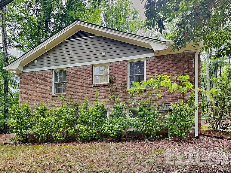 197 Highland Hills Rd — Photo 18