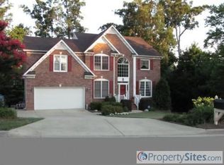 5000 Hartridge Way, Greensboro, NC 27407