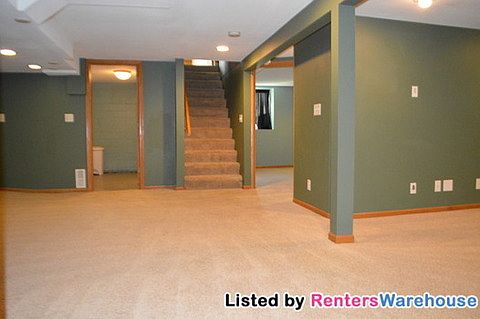 4th image of 1032 Orange Ave E