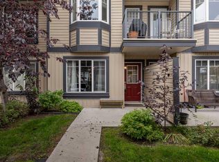 133 NE Copperpond Hts SE #5, Calgary, AB T2Z1C5