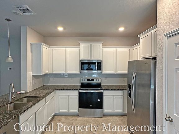 5th image of 2424 Elba Dr
