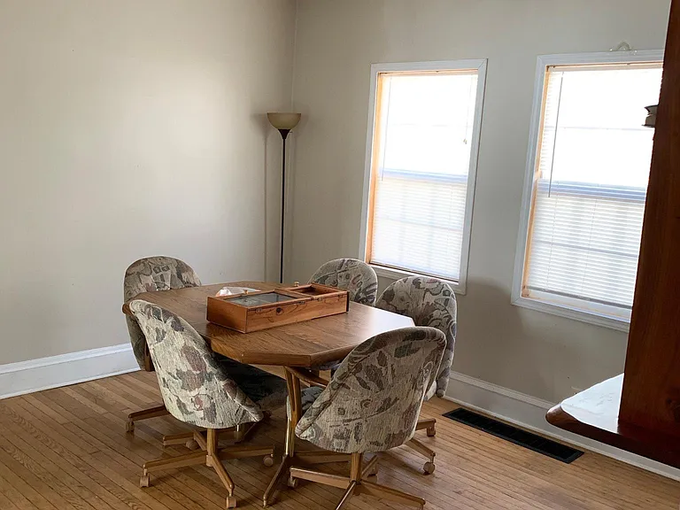 Formal dining room