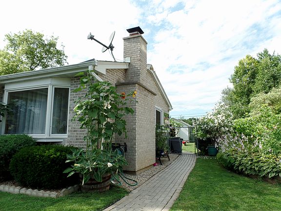 3rd image of 126 Indian Ln