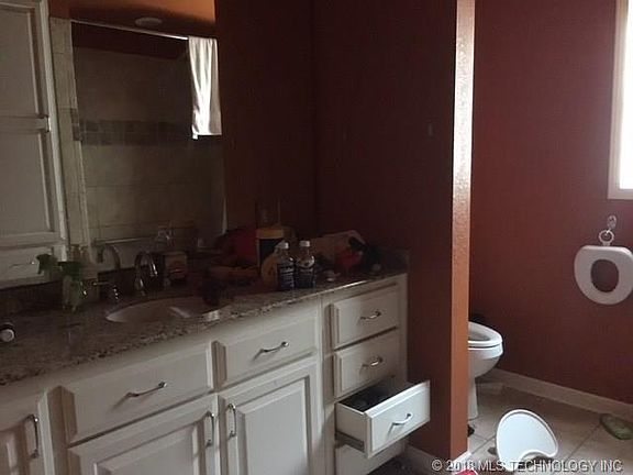 5th image of 2405 Alma Blvd