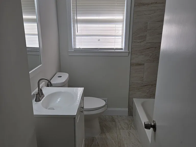 3011 Rollingwood Ln — Photo 6