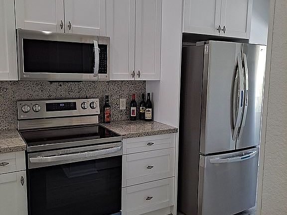 3rd image of 19315 Water Oak Dr Unit 201