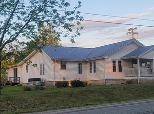 19 Turkey Scratch Rd, Spencer, TN 38585