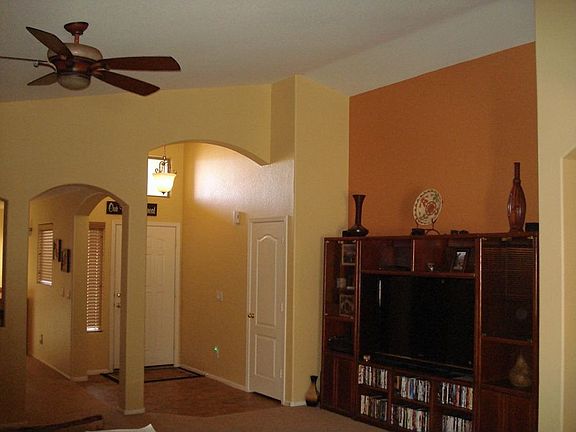 5th image of 42702 W Oakland Dr
