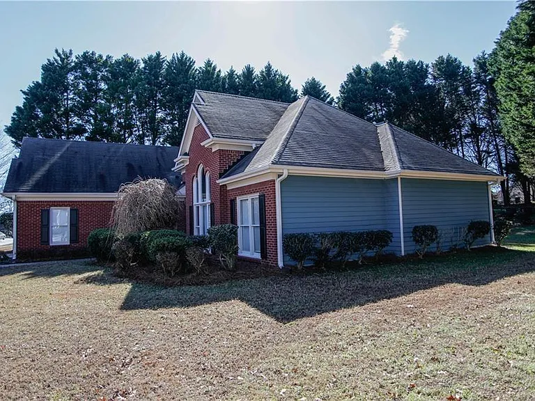 3875 Spring Manor Ct — Photo 3