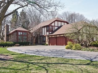 52 Carlisle Rd, Hawthorn Woods, IL 60047