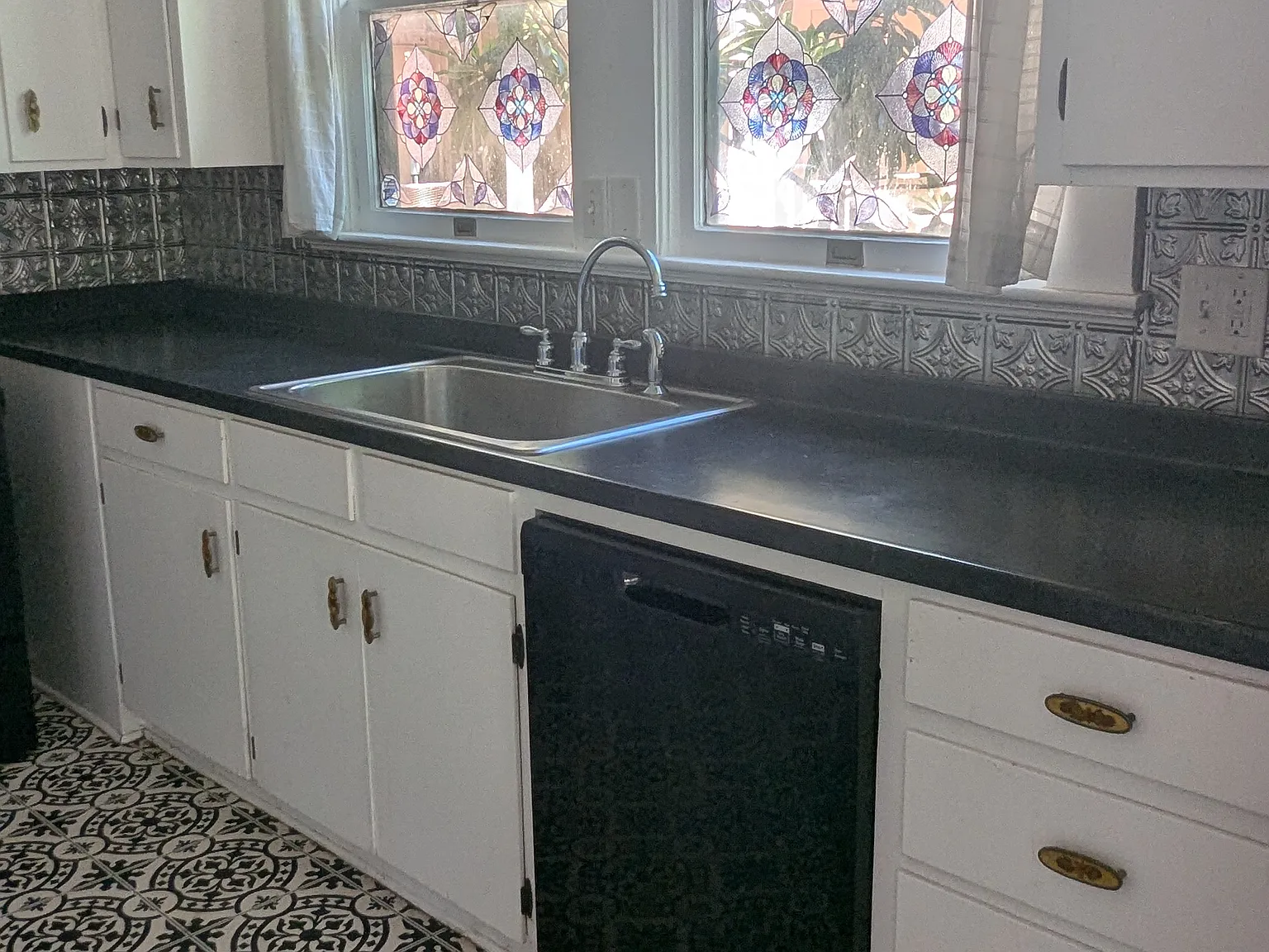3 bed, 1309 sqft, $1,695 — Photo 4