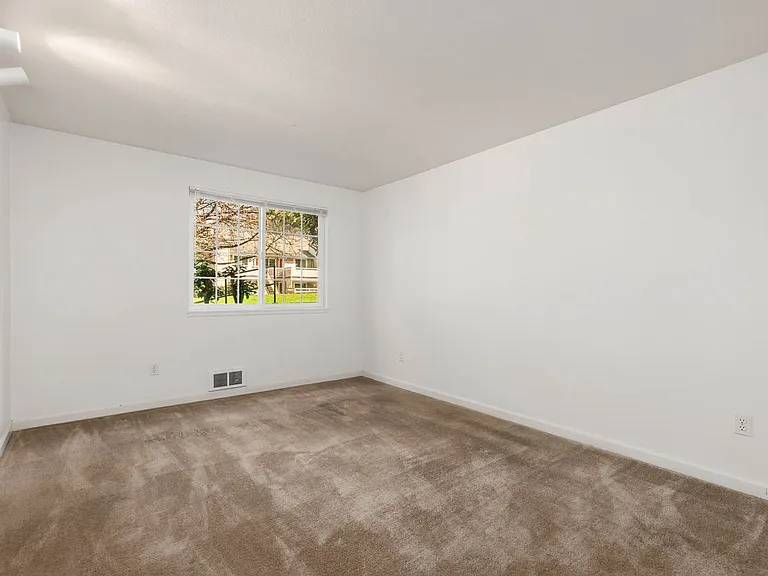 14200 NE 171st St #A106 — Photo 15
