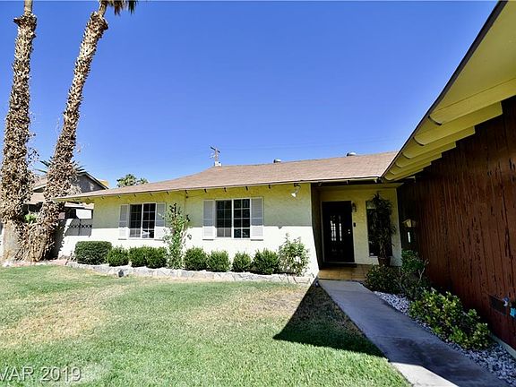 4th image of 557 Bonita Ave