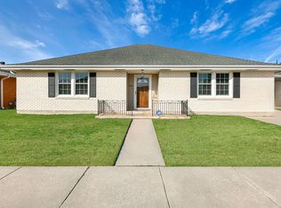 6405 Pilgrim St, Metairie, LA 70003