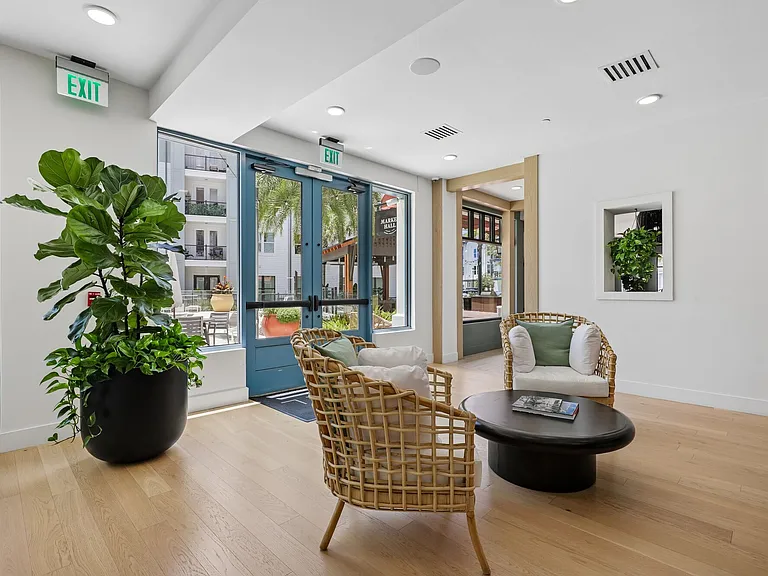 NOVEL Parkway by Crescent Communities — Photo 10