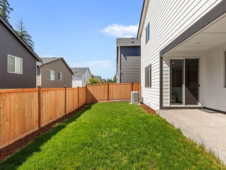 21112 42nd Dr SE — Photo 12