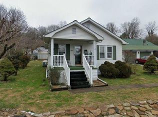 604 E Virginia Ave, La Follette, TN 37766