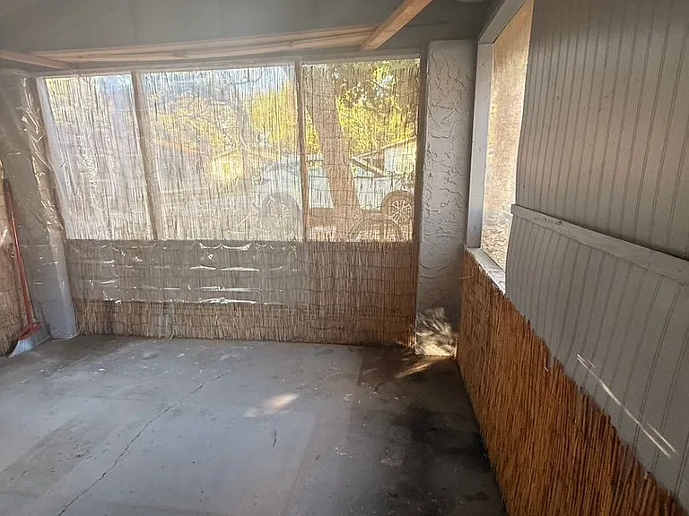 521 E Miracle Strip Pkwy — Photo 4